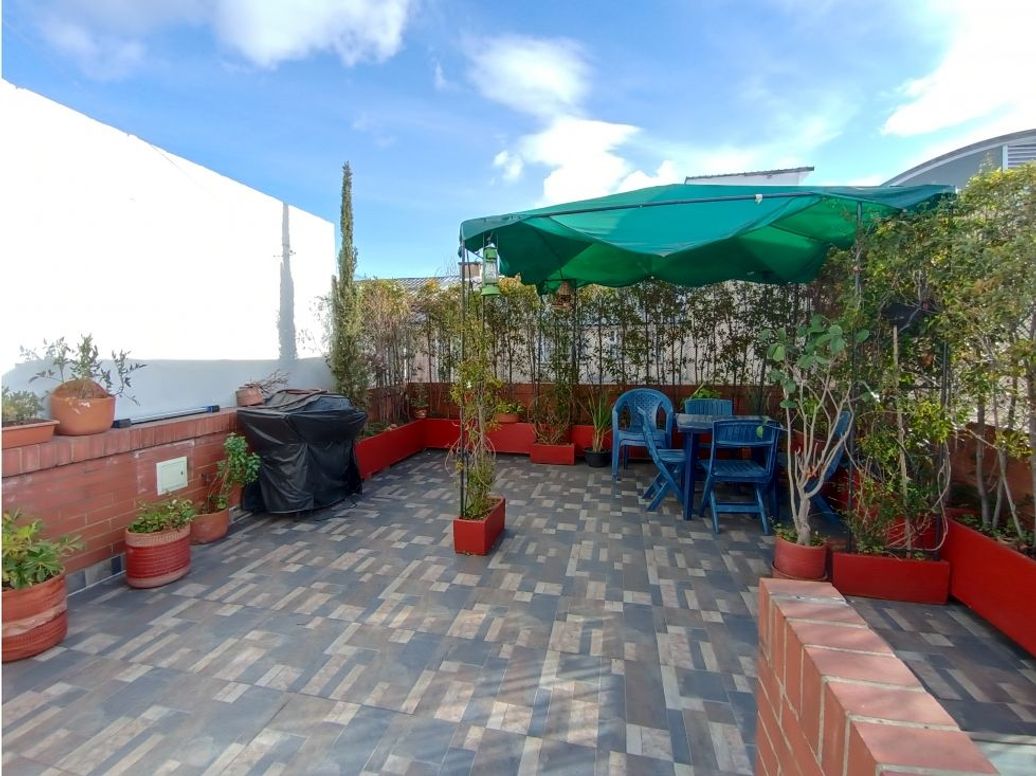 Casa de 3 alcobas en venta en Villa Magdala, Bogotá, 350 m² · foto 20 de 20