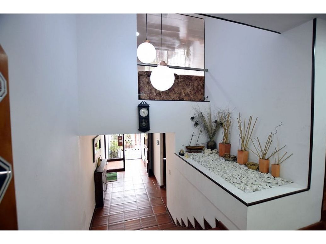 Casa de 3 alcobas en venta en Villa Magdala, Bogotá, 350 m² · foto 12 de 20