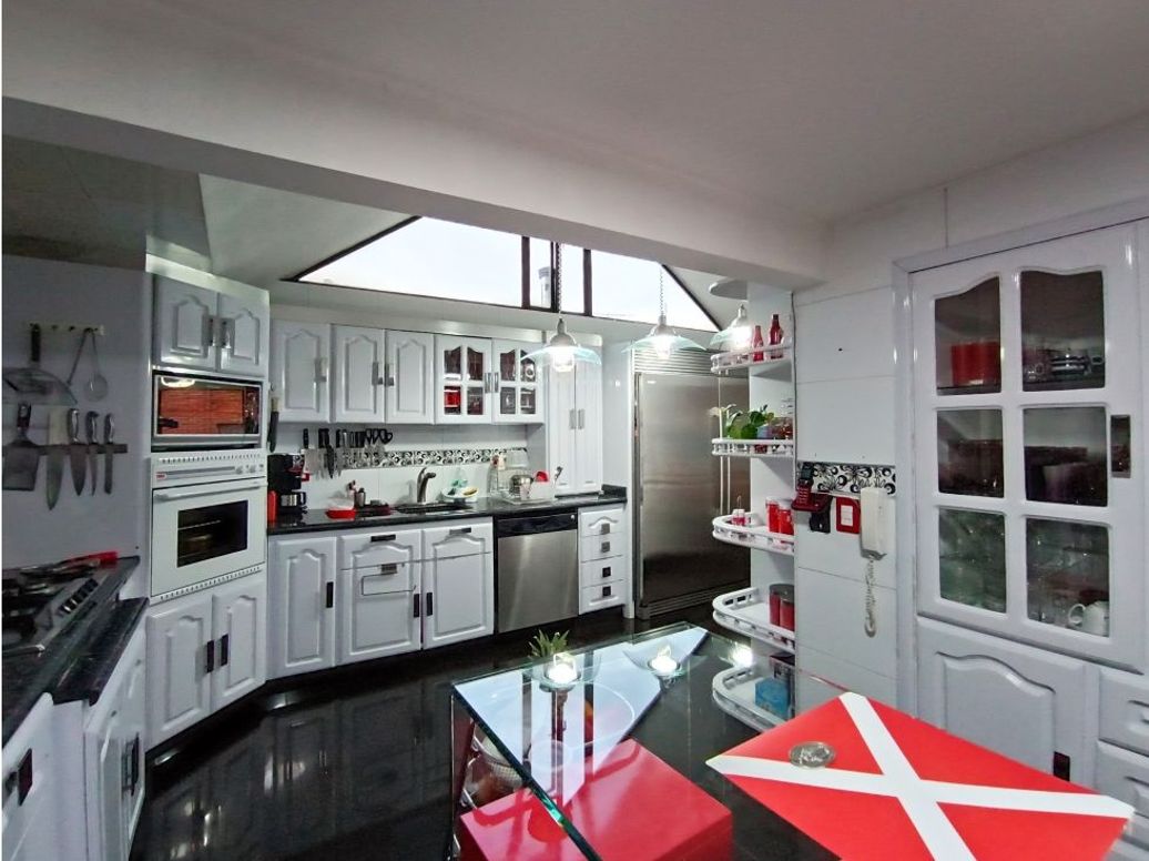 Apartamento de 4 alcobas en venta en Chicó Norte, Bogotá, 404 m² · foto 18 de 20