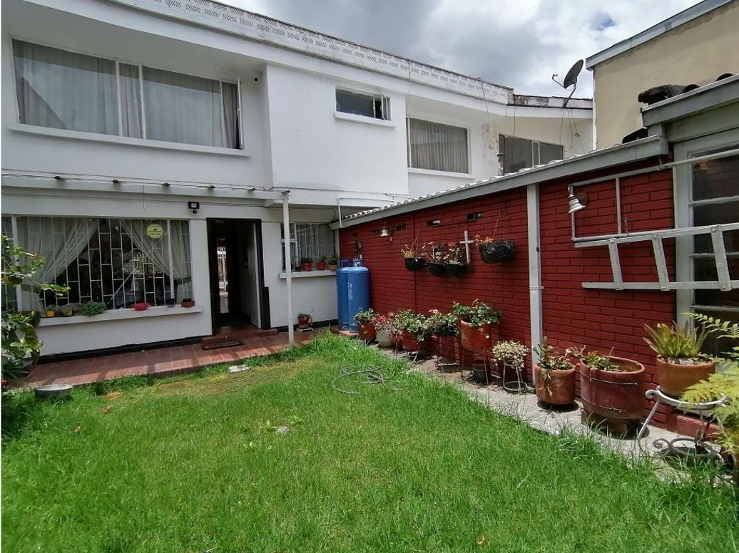 Casa de 4 alcobas en venta en La Castellana, Bogotá, 237 m² · foto 17 de 20