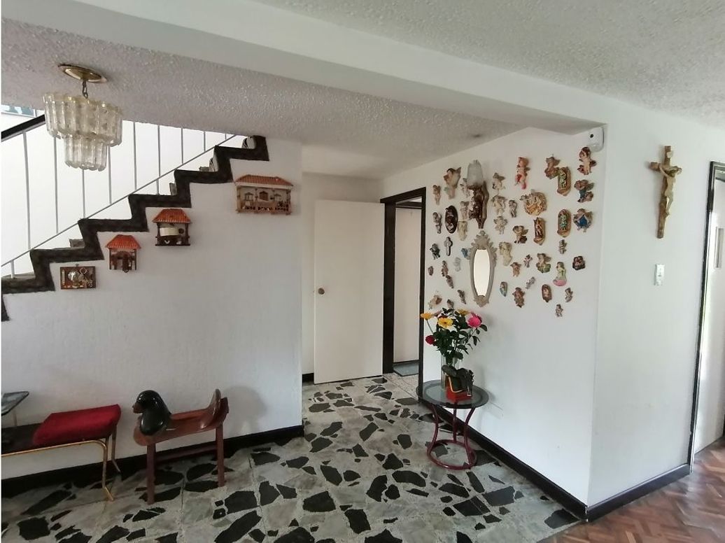 Casa de 4 alcobas en venta en La Castellana, Bogotá, 237 m² · foto 8 de 20