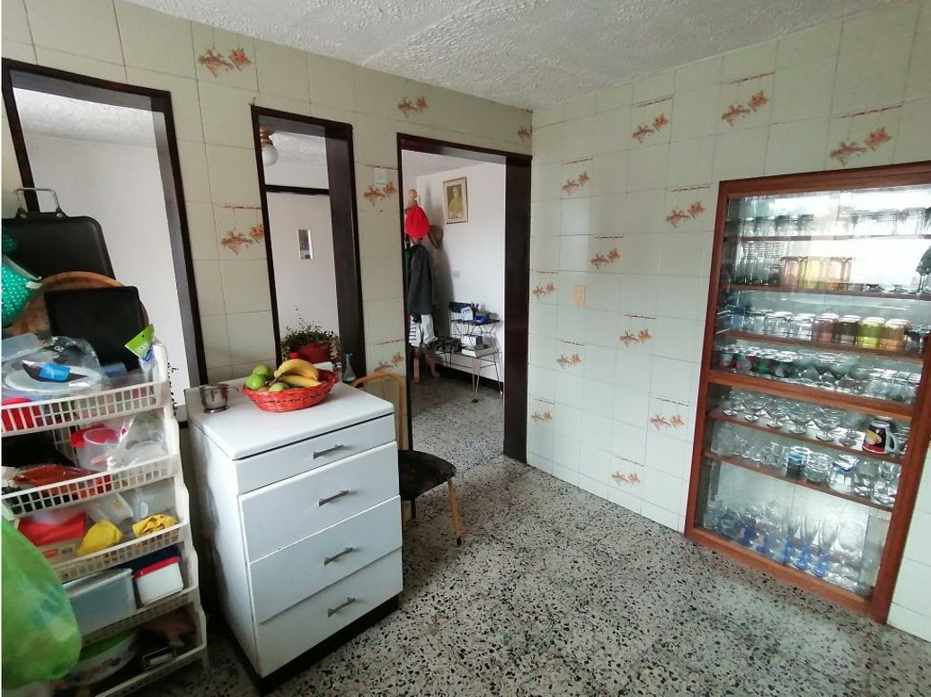 Casa de 4 alcobas en venta en La Castellana, Bogotá, 237 m² · foto 11 de 20