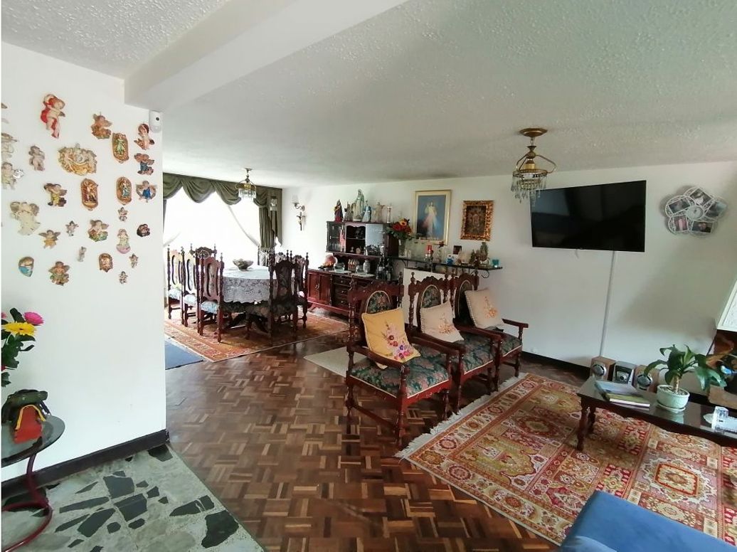 Casa de 4 alcobas en venta en La Castellana, Bogotá, 237 m² · foto 5 de 20