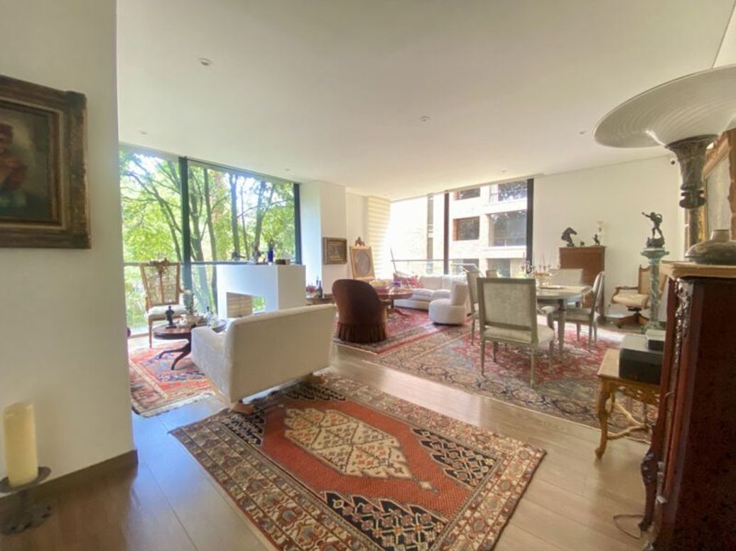 Apartamento de 2 alcobas en arriendo en Chico, Bogotá, 136 m² · foto 2 de 20
