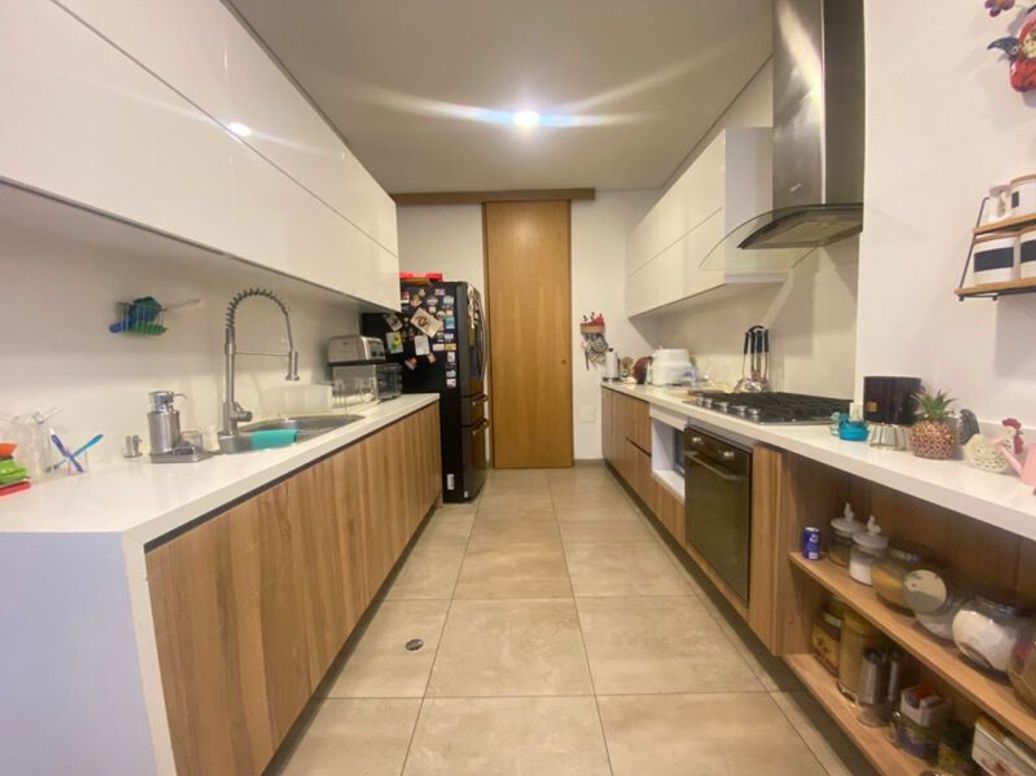 Apartamento de 2 alcobas en arriendo en Chico, Bogotá, 136 m² · foto 13 de 20