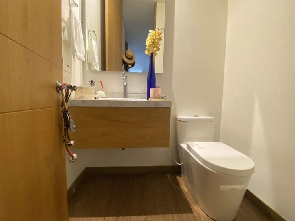 Apartamento de 2 alcobas en arriendo en Chico, Bogotá, 136 m² · foto 9 de 20