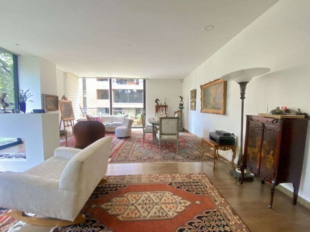 Apartamento de 2 alcobas en arriendo en Chico, Bogotá, 136 m² · foto 3 de 20