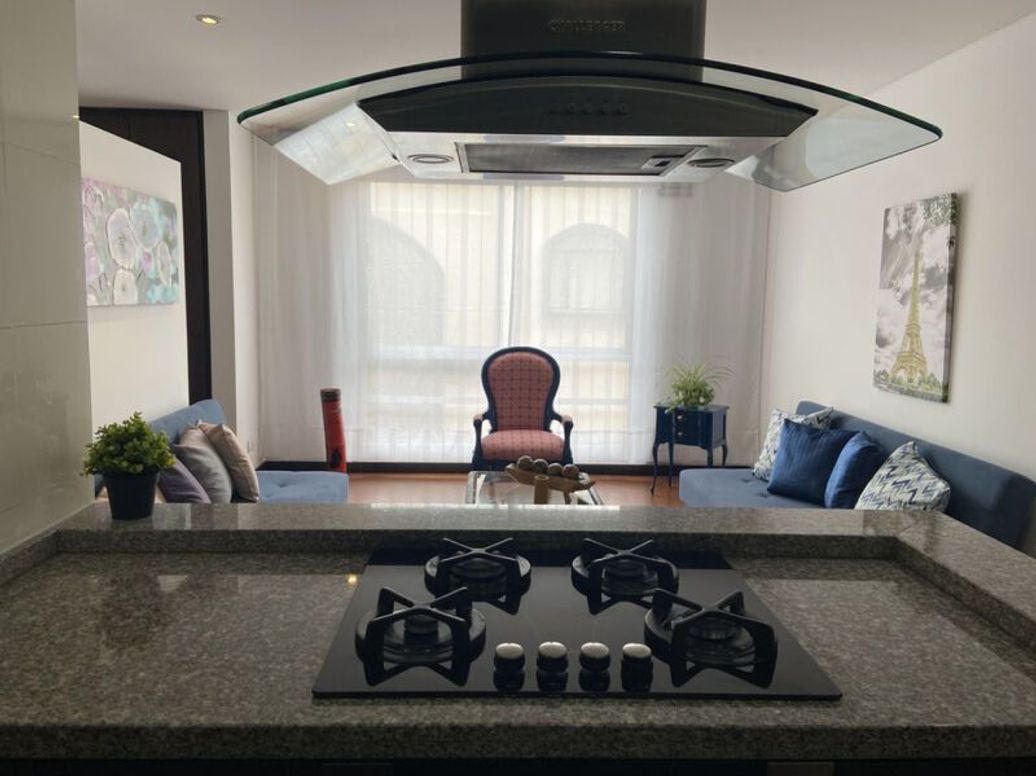 Apartamento de 1 alcoba en venta en Chico Norte Et. Iii, Bogotá, 49 m² · foto 6 de 17