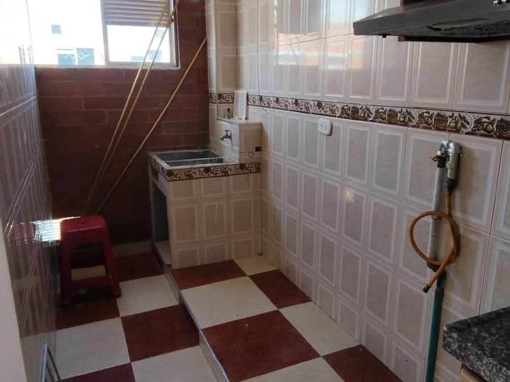 Apartamento de 3 alcobas en venta en Campo Alegre, Bogotá, 55 m² · foto 5 de 15