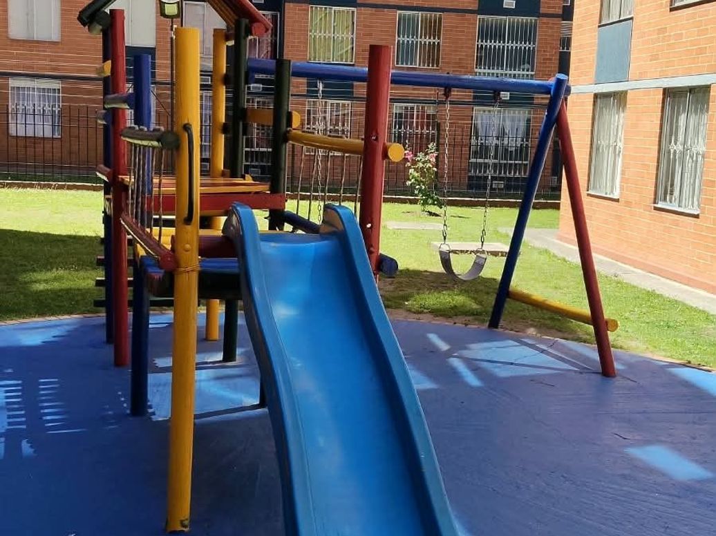 Apartamento de 3 alcobas en venta en Campo Alegre, Bogotá, 55 m² · foto 14 de 15