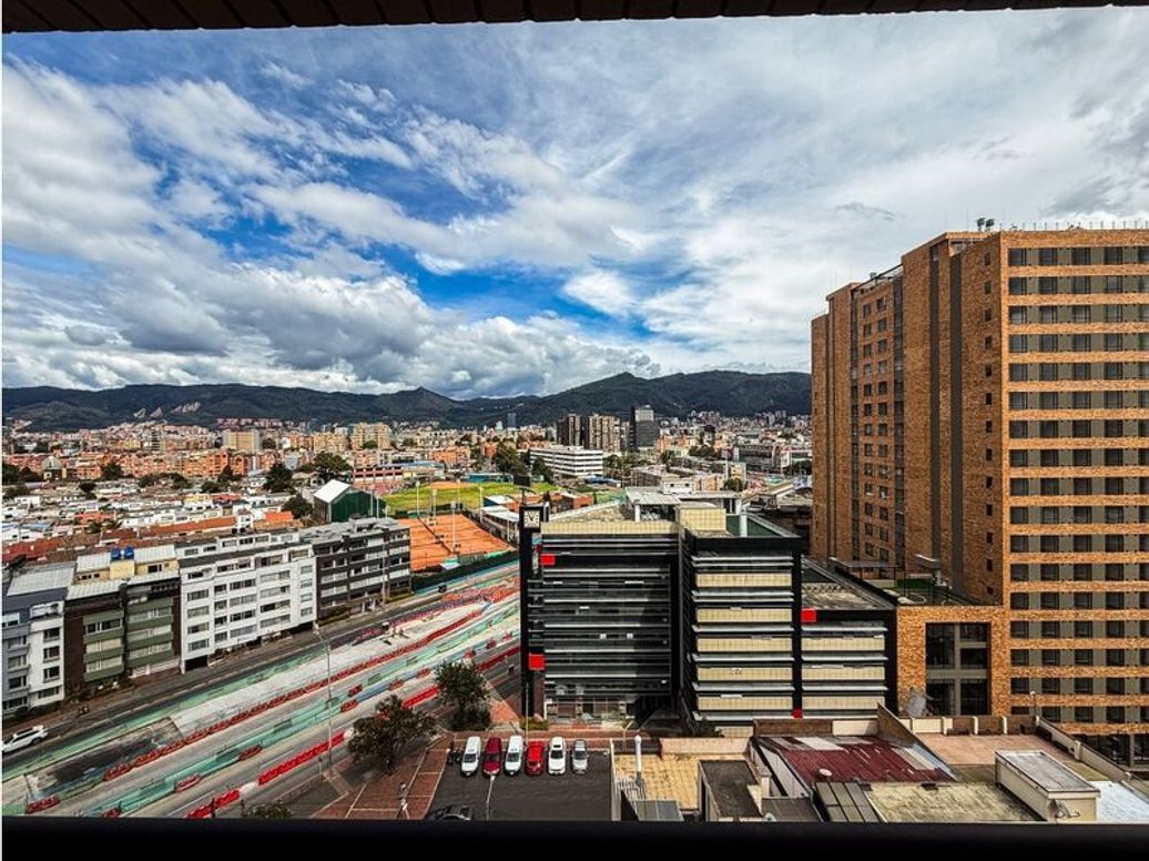 Apartamento de 3 alcobas en venta en Puente Largo, Bogotá, 176 m² · foto 18 de 20