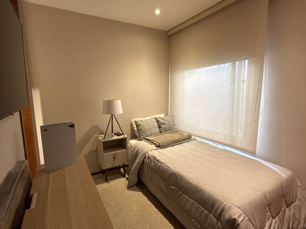Apartamento de 3 alcobas en venta en Los Rosales, Bogotá, 114 m² · foto 13 de 16