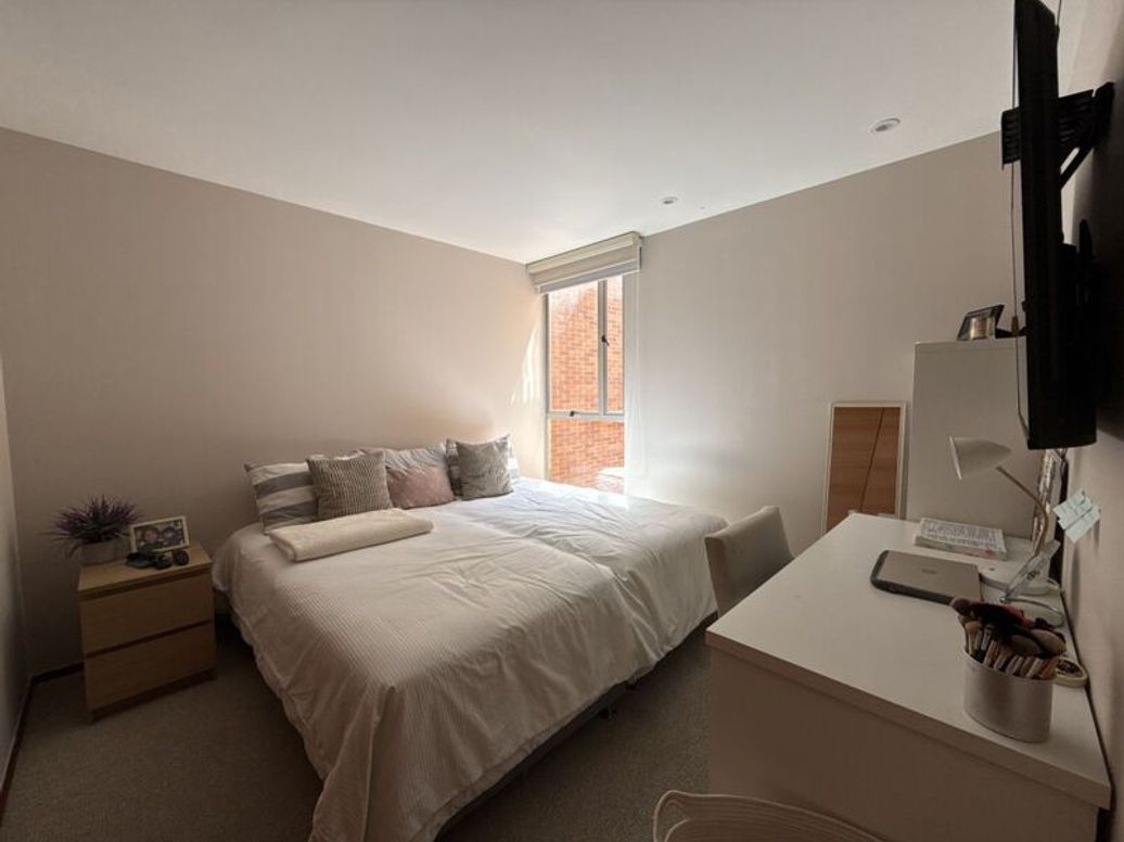 Apartamento de 3 alcobas en venta en Los Rosales, Bogotá, 114 m² · foto 12 de 16