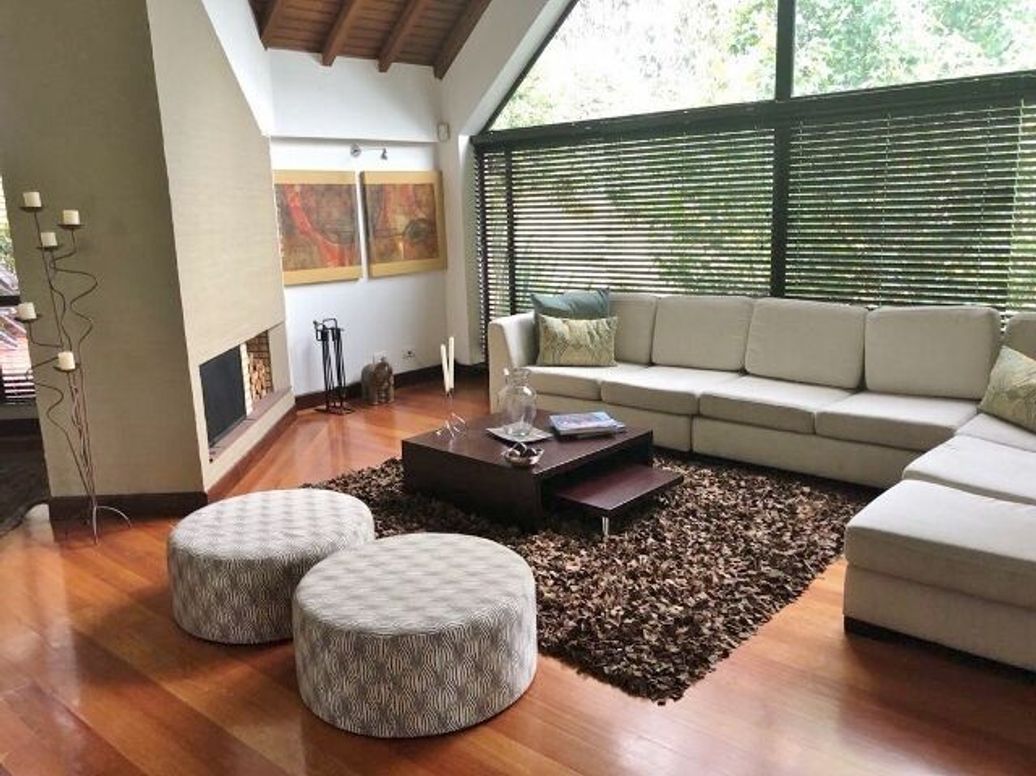 Casa de 4 alcobas en venta en Niza Norte, Bogotá, 314 m² · foto 4 de 20