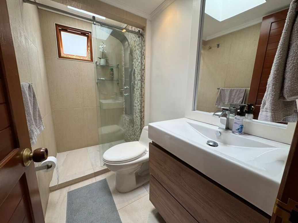Casa de 3 alcobas en venta en Suba Naranjos, Bogotá, 256 m² · foto 16 de 20
