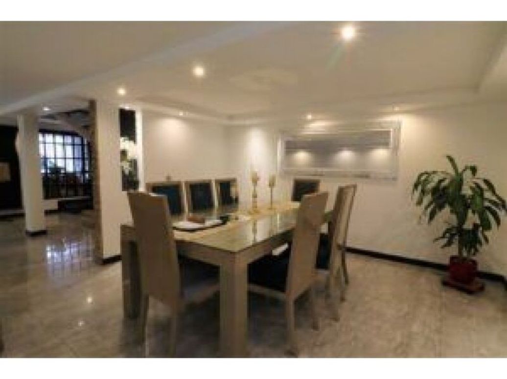 Casa de 4 alcobas en venta en Paris Gaitan, Bogotá, 180 m² · foto 3 de 14