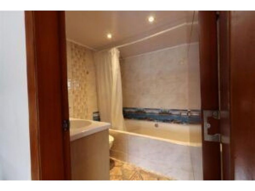 Casa de 4 alcobas en venta en Paris Gaitan, Bogotá, 180 m² · foto 13 de 14
