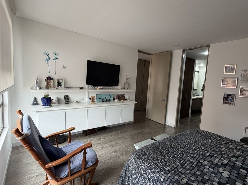 Apartamento de 3 alcobas en venta en Cr Versalles, Bogotá, 180 m² · foto 19 de 20
