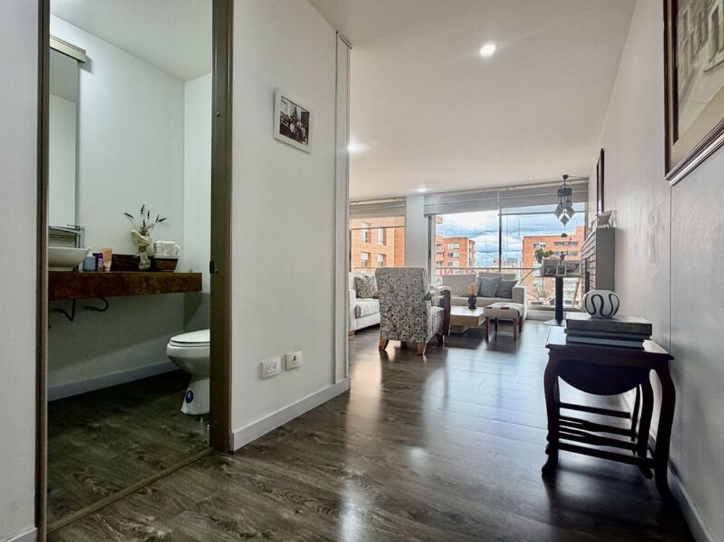 Apartamento de 3 alcobas en venta en Cr Versalles, Bogotá, 180 m² · foto 8 de 20