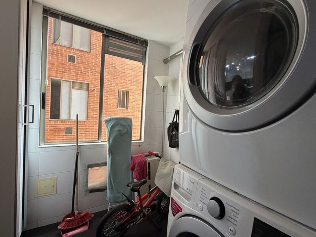 Apartamento de 3 alcobas en venta en Cr Versalles, Bogotá, 180 m² · foto 14 de 20