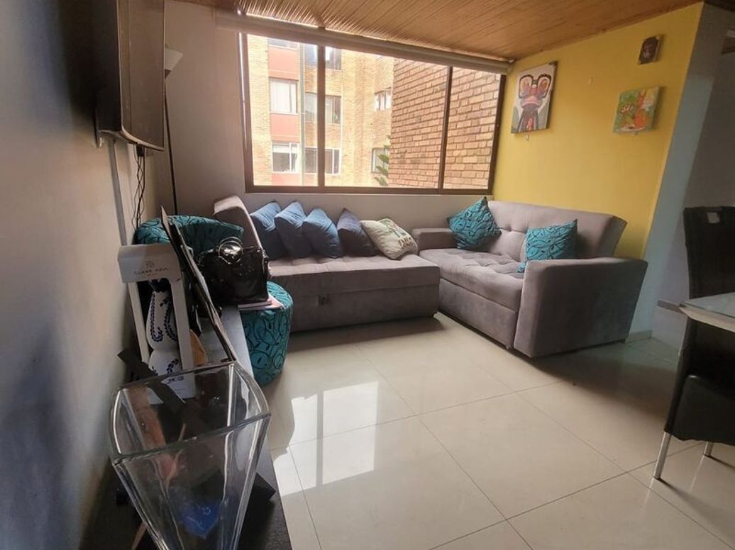 Apartamento de 2 alcobas en venta en Corabastos, Bogotá, 55 m² · foto 2 de 15
