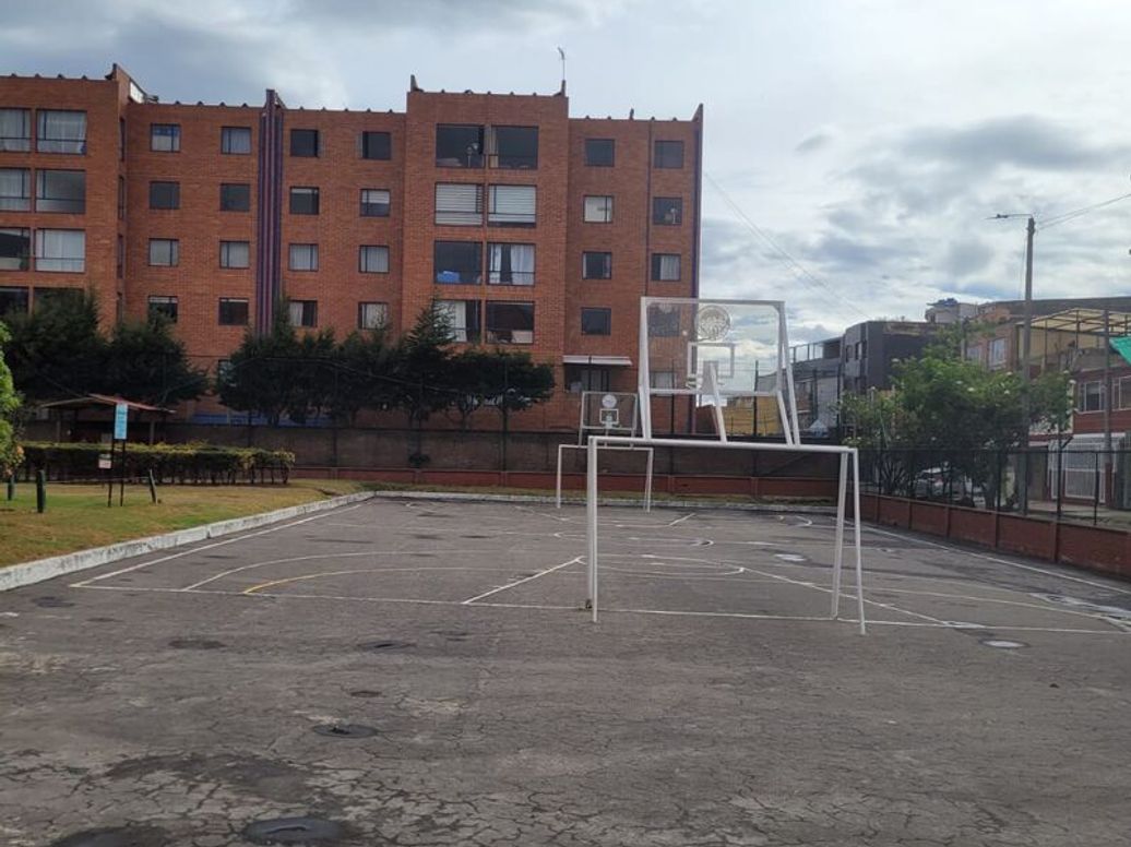 Apartamento de 2 alcobas en venta en Corabastos, Bogotá, 55 m² · foto 13 de 15
