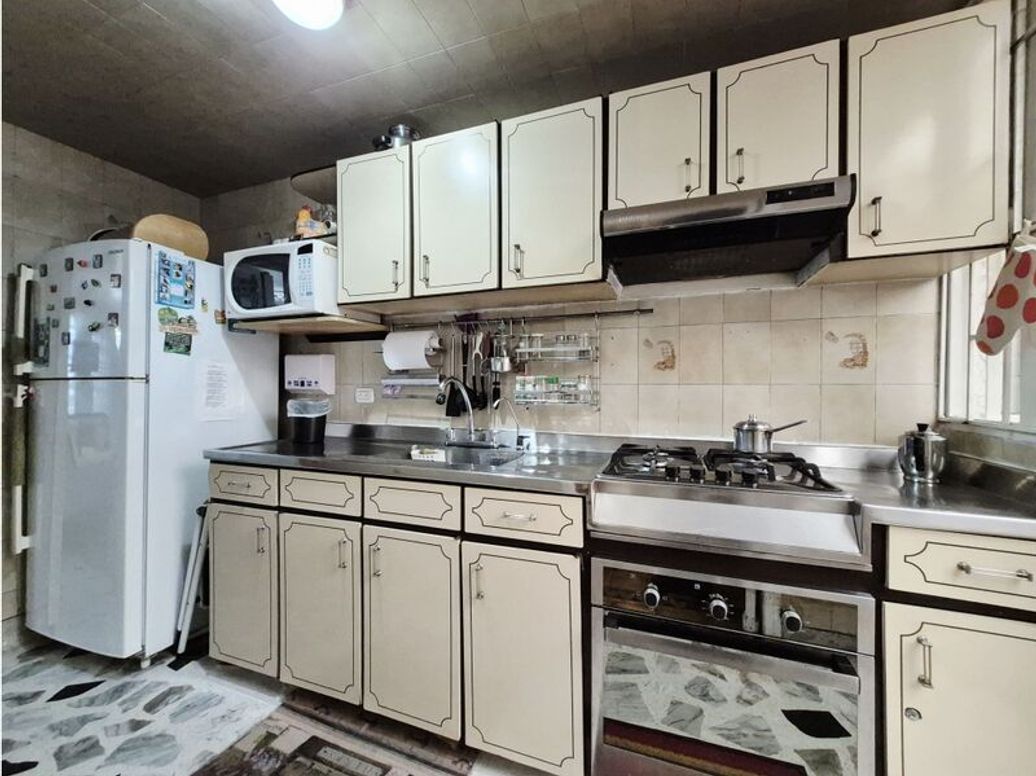 Casa de 4 alcobas en venta en Normandia Occidental, Bogotá, 176 m² · foto 7 de 20