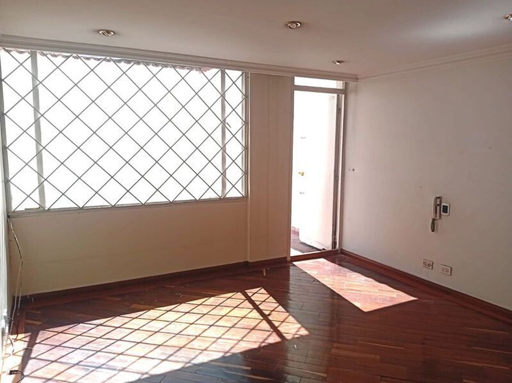 Apartamento de 3 alcobas en venta en Santa Barbara Central, Bogotá, 147 m² · foto 17 de 20