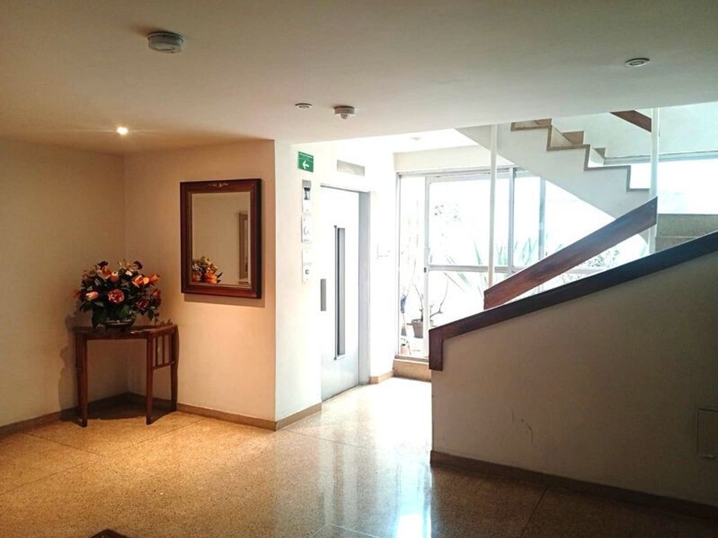 Apartamento de 3 alcobas en venta en Santa Barbara Central, Bogotá, 147 m² · foto 4 de 20