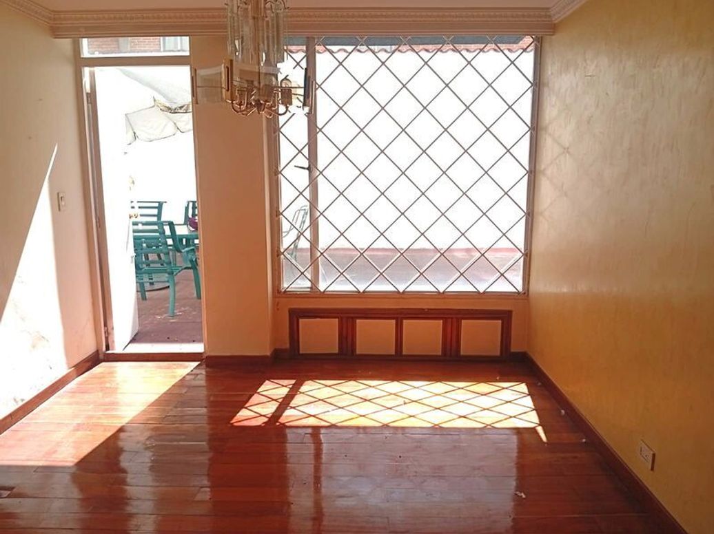 Apartamento de 3 alcobas en venta en Santa Barbara Central, Bogotá, 147 m² · foto 7 de 20