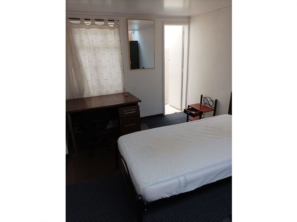 Casa de 9 alcobas en venta en La Soledad, Bogotá, 350 m² · foto 18 de 20