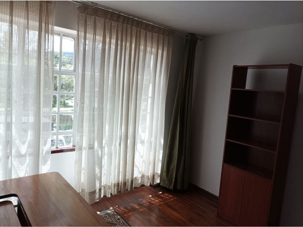 Casa de 9 alcobas en venta en La Soledad, Bogotá, 350 m² · foto 16 de 20