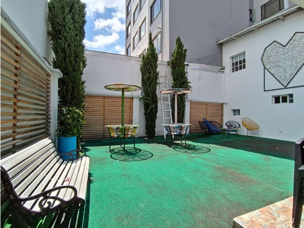 Casa de 9 alcobas en venta en San Luis, Bogotá, 297 m² · foto 14 de 20