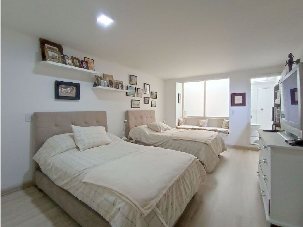 Apartamento de 3 alcobas en venta en Chicó Norte, Bogotá, 251 m² · foto 17 de 20