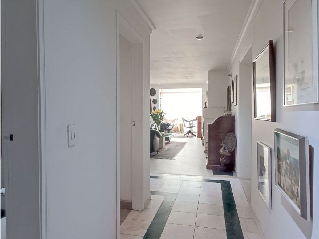 Apartamento de 3 alcobas en venta en Chicó Norte, Bogotá, 251 m² · foto 3 de 20