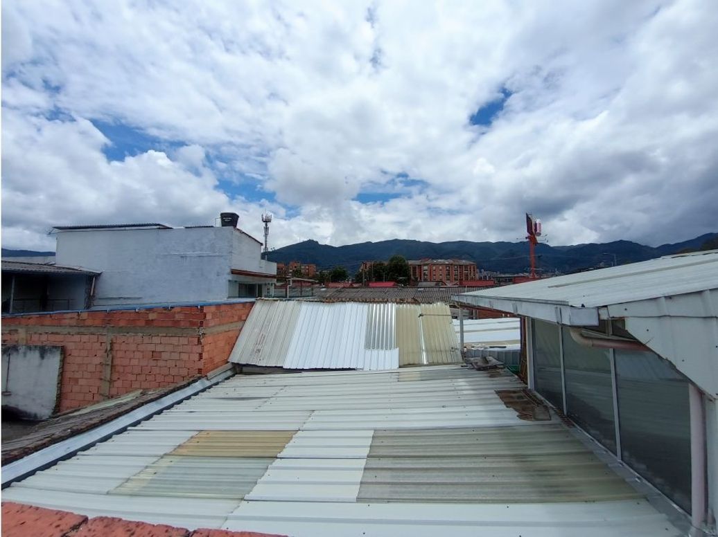 Casa de 7 alcobas en venta en La Patria, Bogotá, 259 m² · foto 19 de 19
