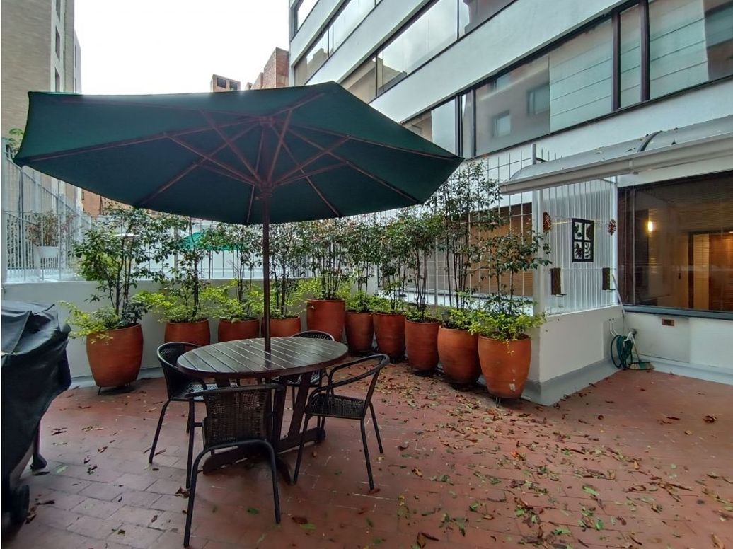 Apartaestudio en venta en Los Rosales, Bogotá, 42 m² · foto 12 de 12