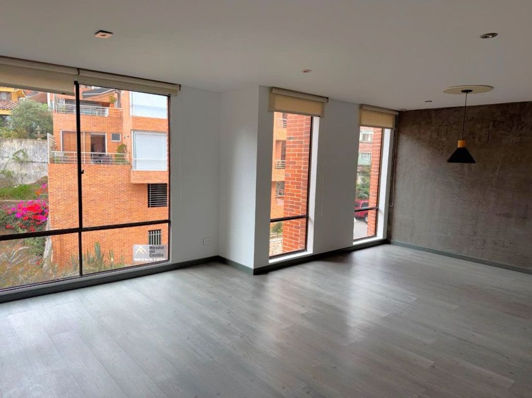 Apartamento de 3 alcobas en arriendo en Ingemar, Bogotá, 104 m² · foto 4 de 20