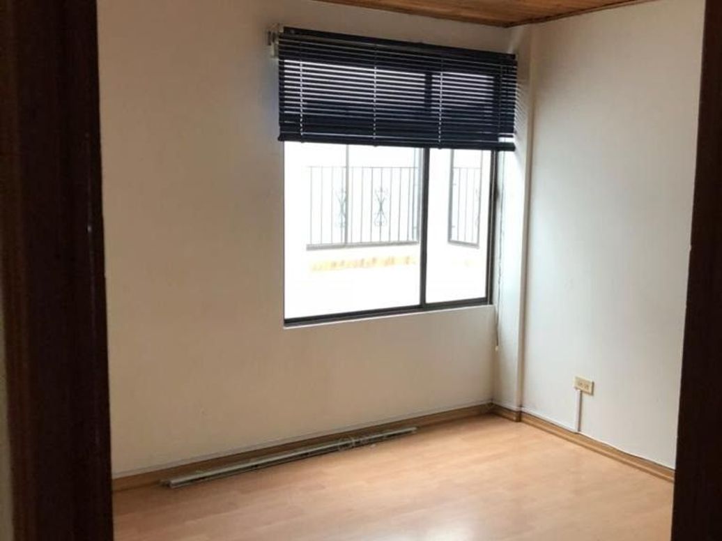 Apartamento de 3 alcobas en venta en Bella Suiza, Bogotá, 154 m² · foto 13 de 20