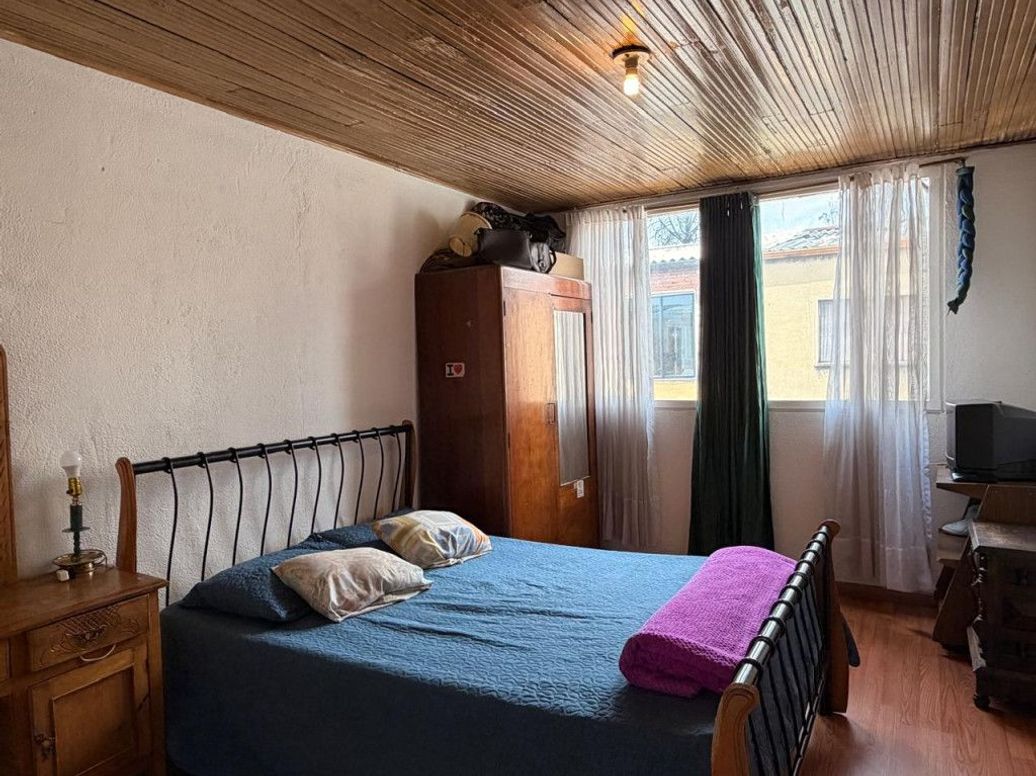 Casa de 8 alcobas en venta en La Almería, Bogotá, 268 m² · foto 7 de 20