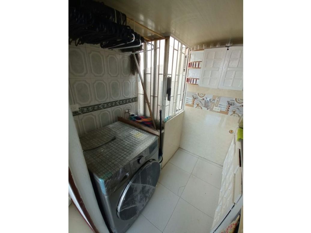 Apartamento de 2 alcobas en venta en Villa Gladys, Bogotá, 47 m² · foto 9 de 20