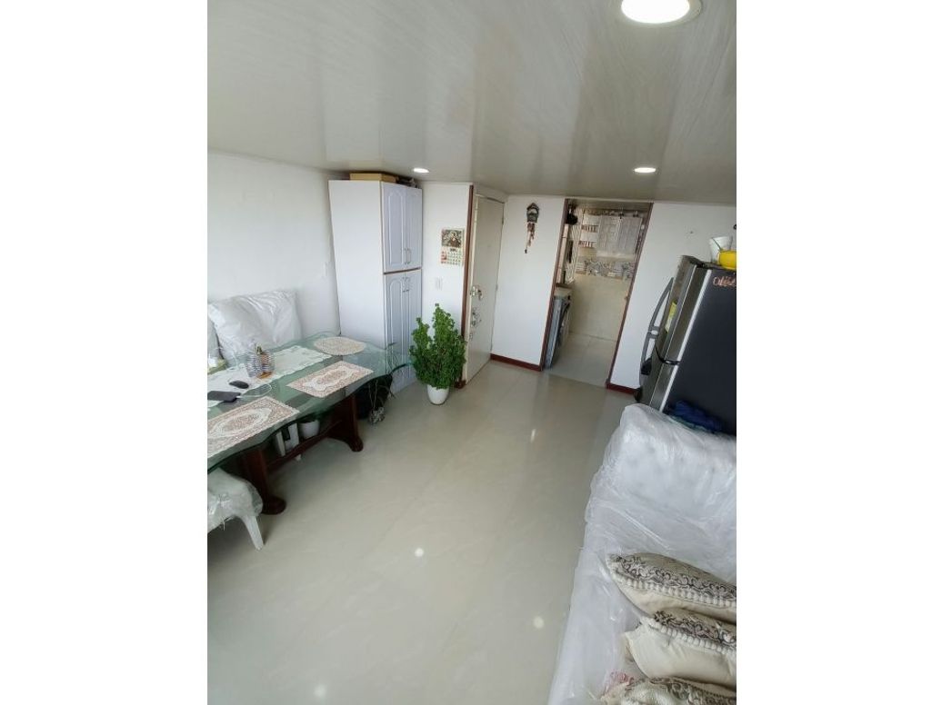 Apartamento de 2 alcobas en venta en Villa Gladys, Bogotá, 47 m² · foto 4 de 20
