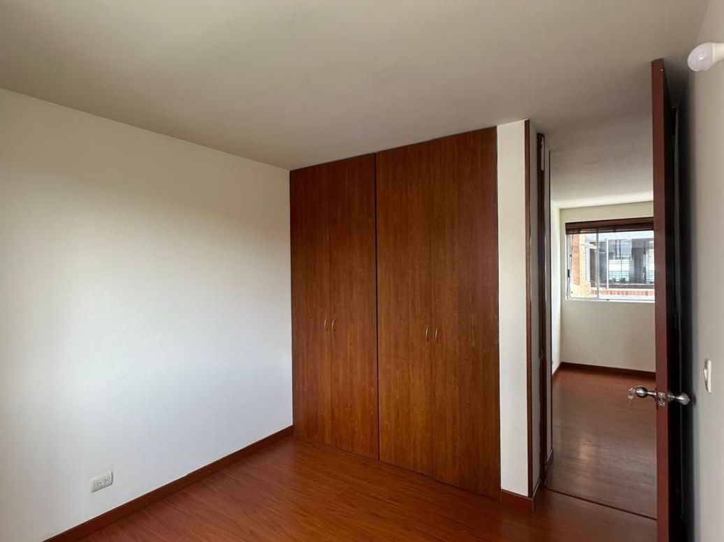 Apartamento de 3 alcobas en arriendo en El Plan, Bogotá, 90 m² · foto 8 de 20