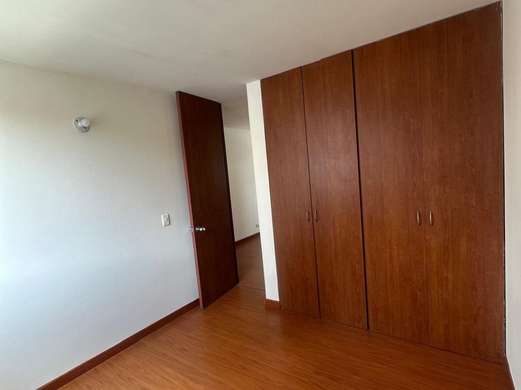 Apartamento de 3 alcobas en arriendo en El Plan, Bogotá, 90 m² · foto 12 de 20