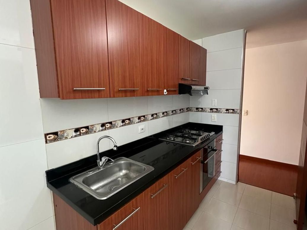 Apartamento de 3 alcobas en arriendo en El Plan, Bogotá, 90 m² · foto 16 de 20