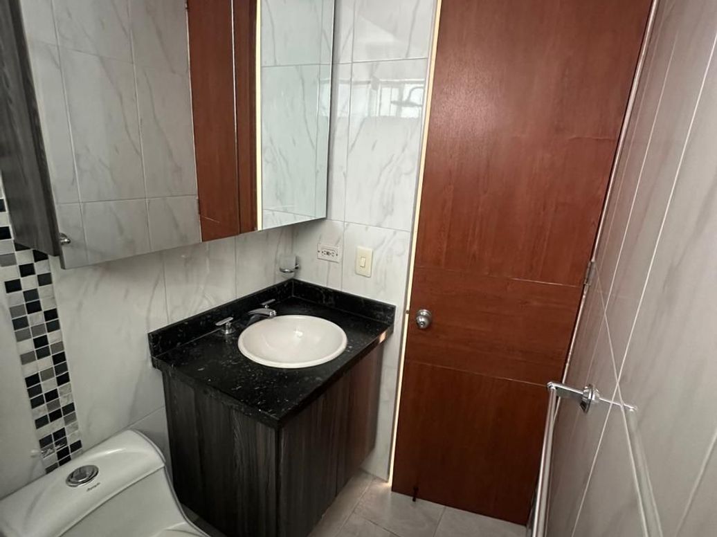Apartamento de 3 alcobas en arriendo en El Plan, Bogotá, 90 m² · foto 10 de 20