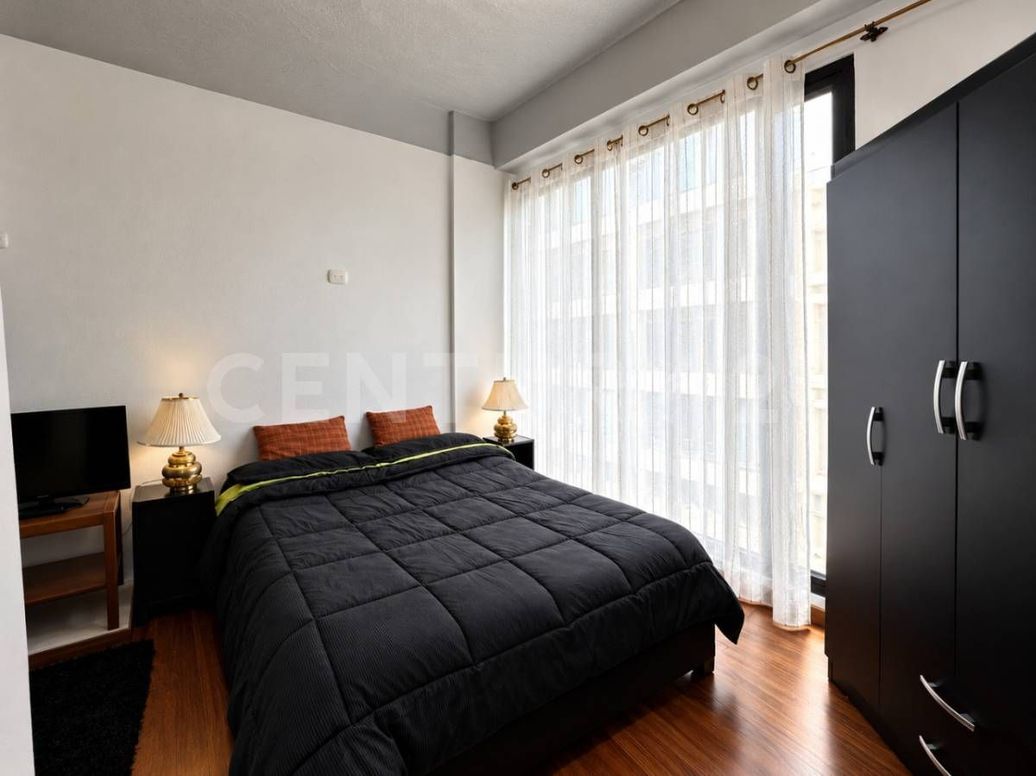 Apartaestudio en venta en Chicó Norte 2, Bogotá, 17 m² · foto 2 de 7