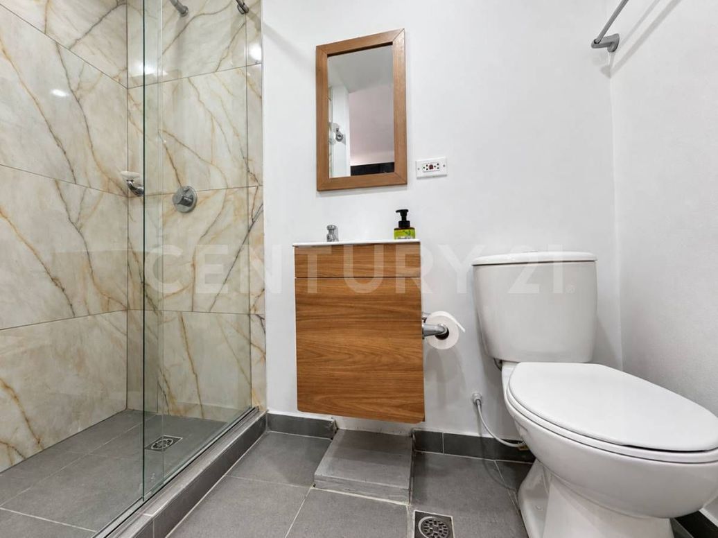 Apartaestudio en venta en Chicó Norte 2, Bogotá, 17 m² · foto 4 de 7
