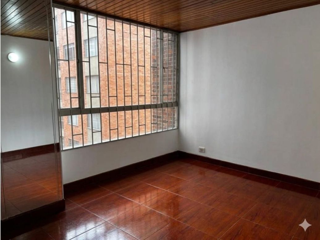 Apartamento de 3 alcobas en venta en Ciudad Salitre Occidental, Bogotá, 88 m² · foto 12 de 17