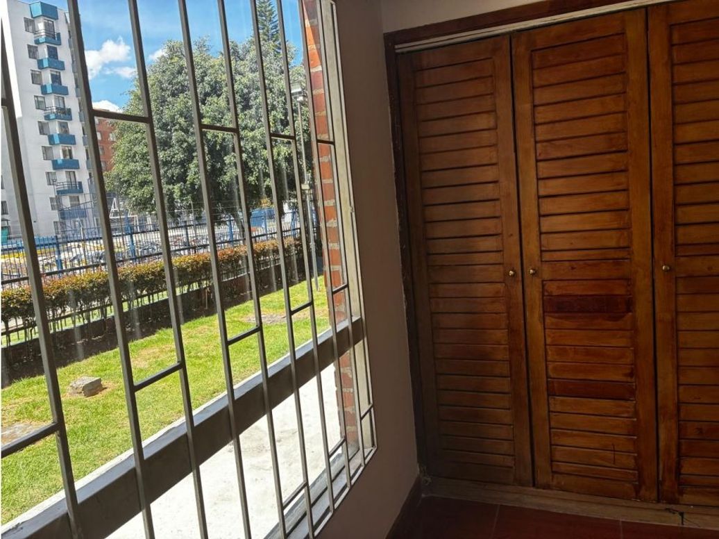 Apartamento de 3 alcobas en venta en Ciudad Salitre Occidental, Bogotá, 88 m² · foto 13 de 17